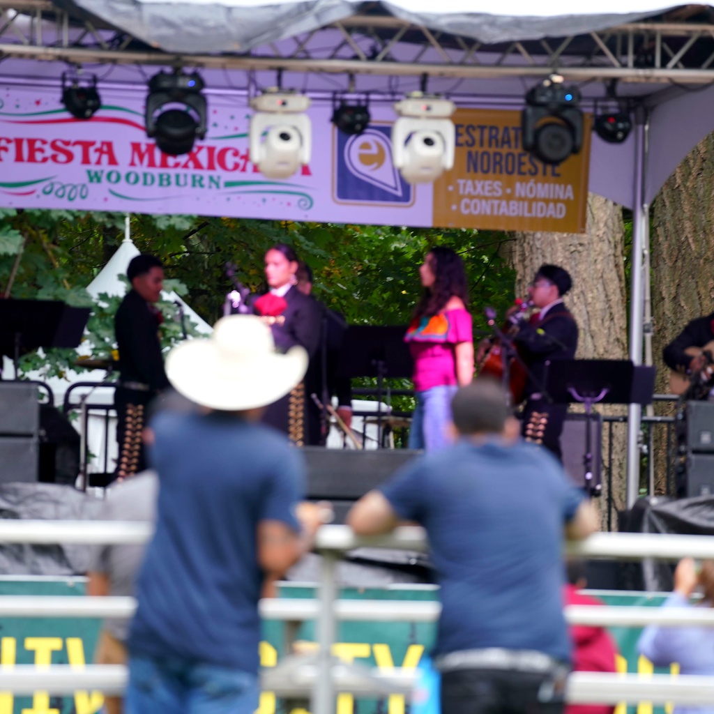 Fiesta Mexicana Woodburn: Mariachi Performance on Park Stage